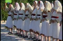 Κορίτσι ροδοκόκκινο