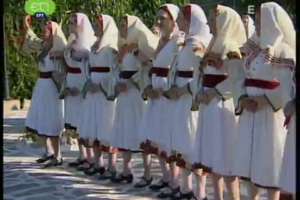 Κορίτσι ροδοκόκκινο